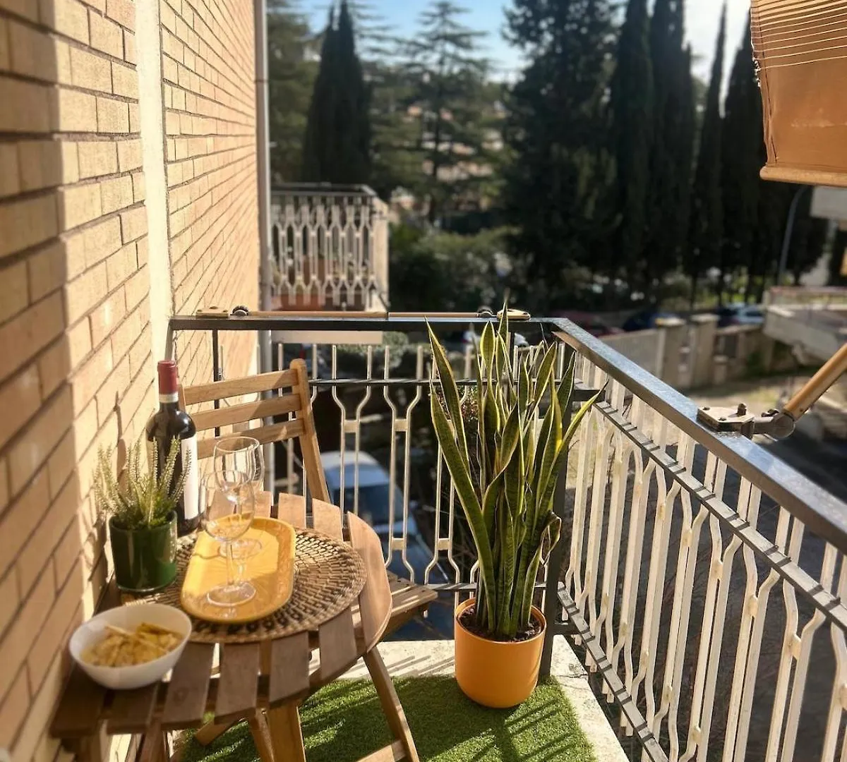 Wood Apartment - Rome Battistini